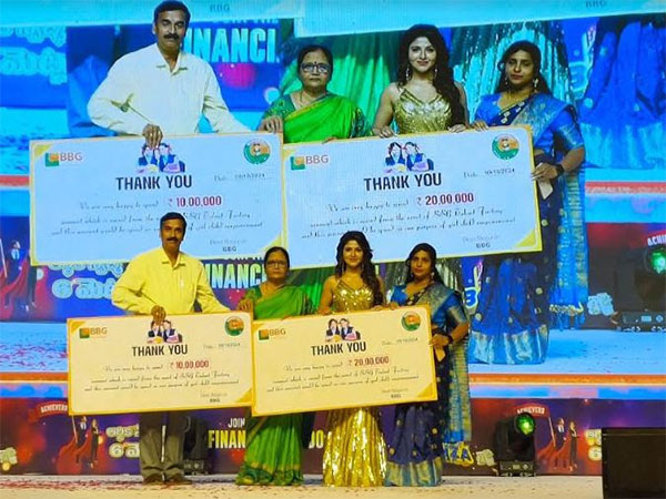 Tollywood actress Iswarya Menon with the Bangarutalli Initiative