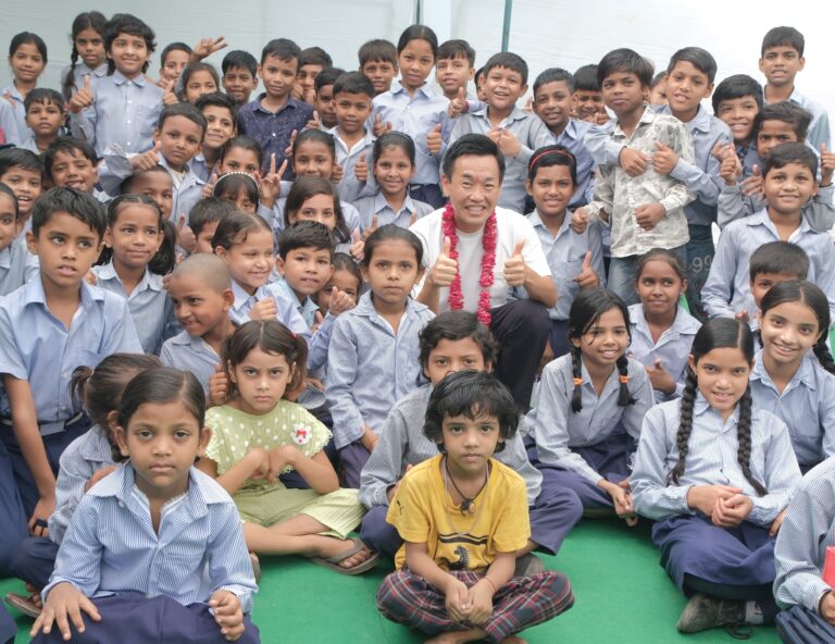 Mr. Koji Wada, Managing Director, FUJIFILM India with school kids at MG Road, Gurugram