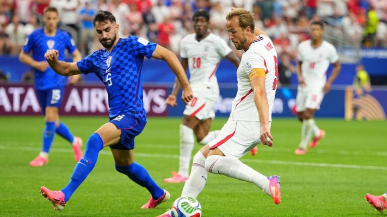 Croatia_England_WCup_Soccer_18377
