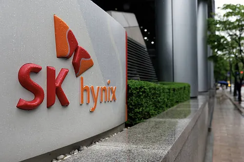 sk-hynix-inc-signage-at-the-companys-office-in-seongnam-south-korea-on-tuesday-april-22-2025