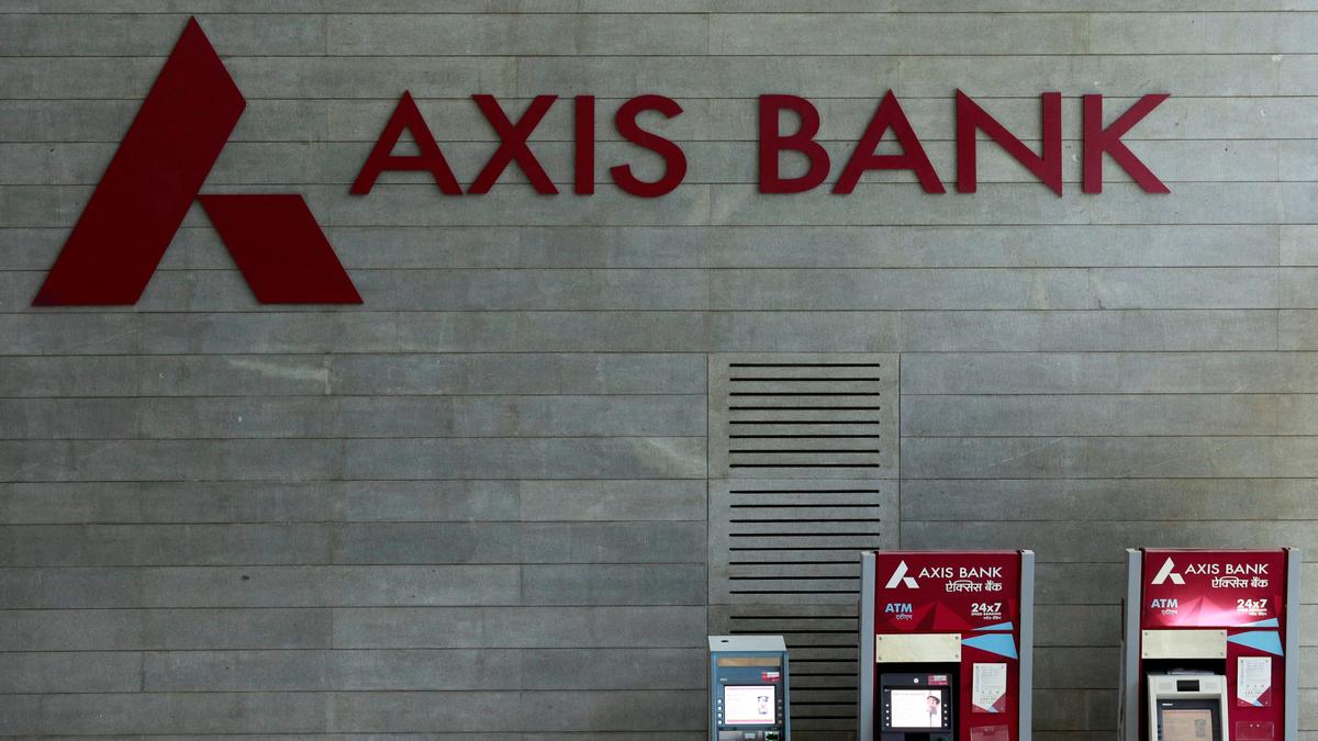 Axis Bank Q1 Profit Surges 23% to ₹7,114 Crore, Asset Quality Strengthens Amid Robust Loan Growth