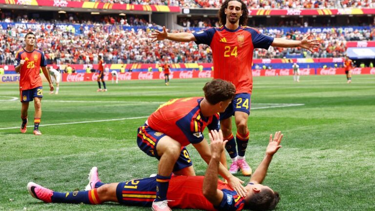 2026-07-02T205849Z_888577074_UP1EM721M2QCP_RTRMADP_3_SOCCER-WORLDCUP-ESP-AUT