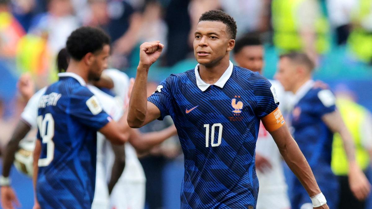 2026-07-18T230723Z_1994846839_UP1EM7I1S89QB_RTRMADP_3_SOCCER-WORLDCUP-FRA-ENG