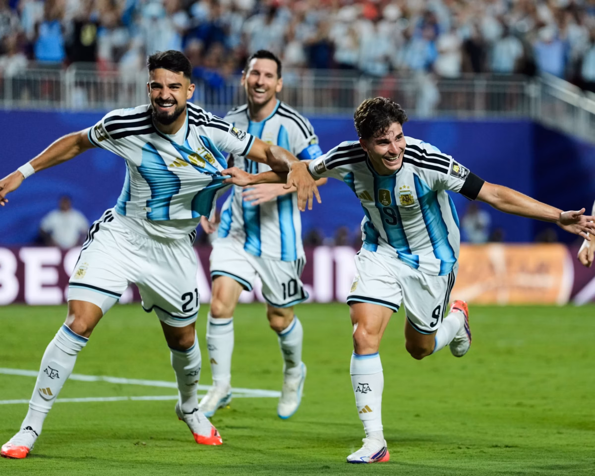 Argentina Power Past Switzerland, Set Up Blockbuster World Cup Semi-final Against England