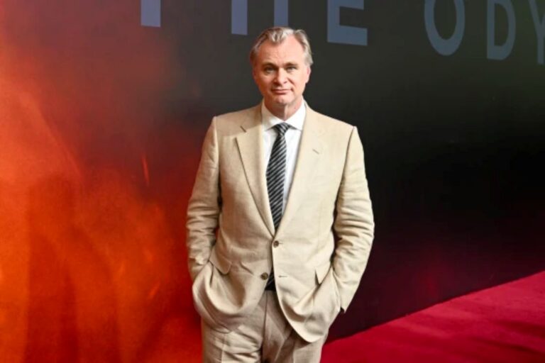 christopher-nolan-lc-260716-9ca3c2
