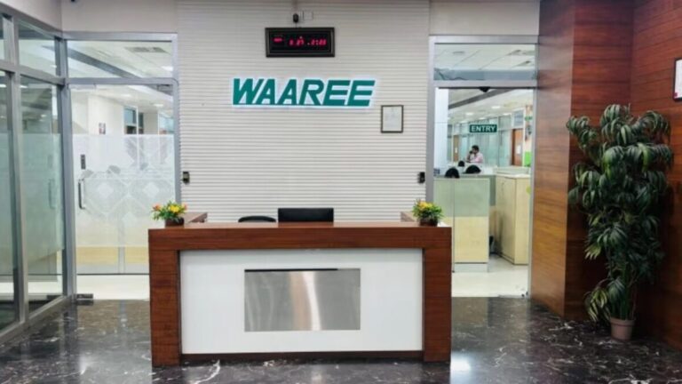 Waaree Renewable Technologies Secures Two Major Solar EPC Projects with 800 MW Capacity
