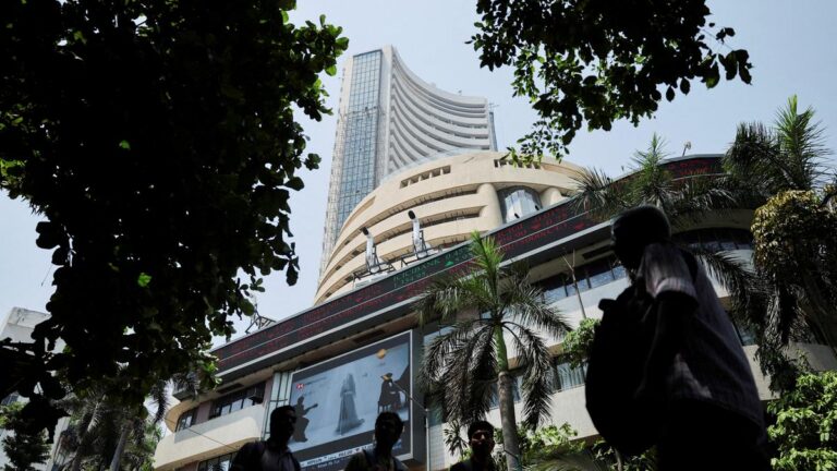 Stock Markets Decline in Early Trade as Elevated Crude Oil Prices Weigh on Sentiment