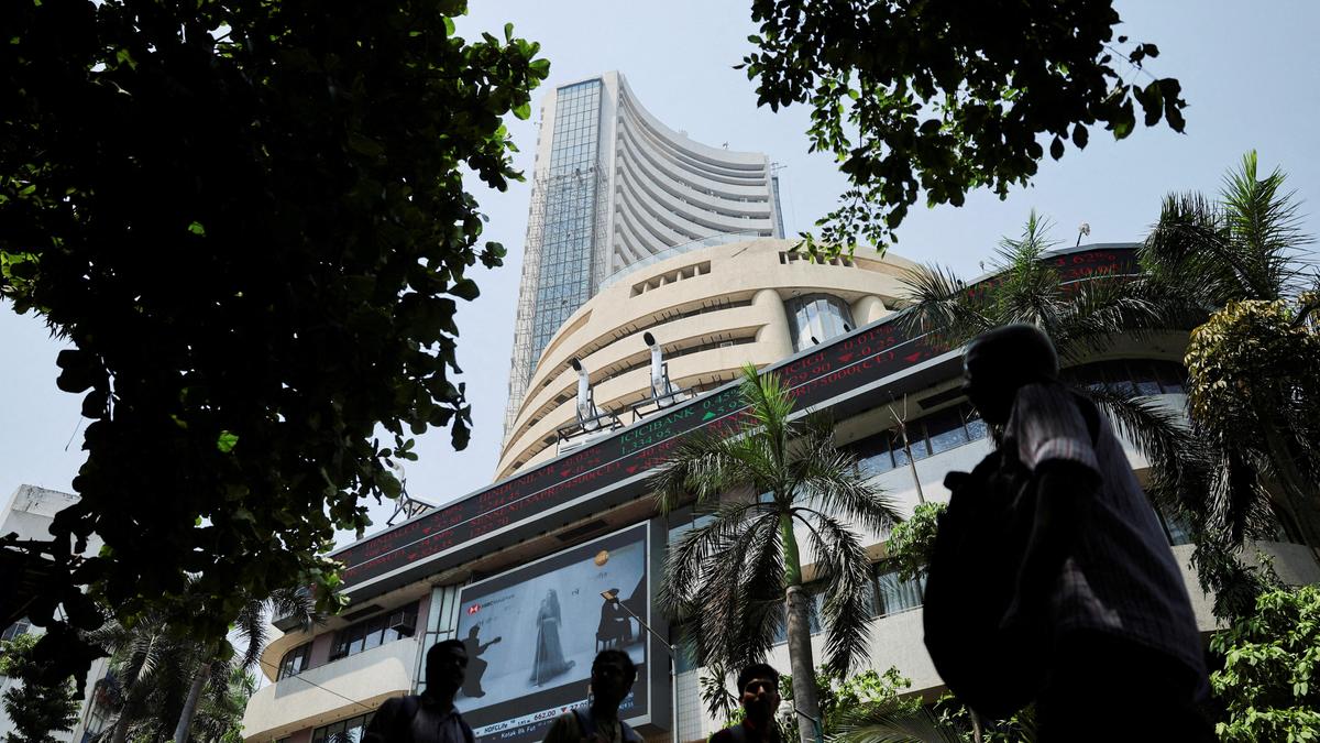 Stock Markets Decline in Early Trade as Elevated Crude Oil Prices Weigh on Sentiment