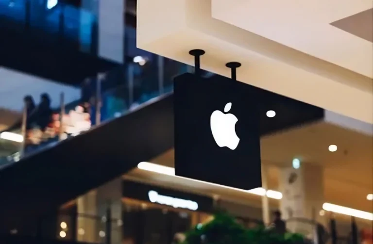 iPhone Prices May Rise Again as Apple Reshapes iPhone 18 Launch Strategy