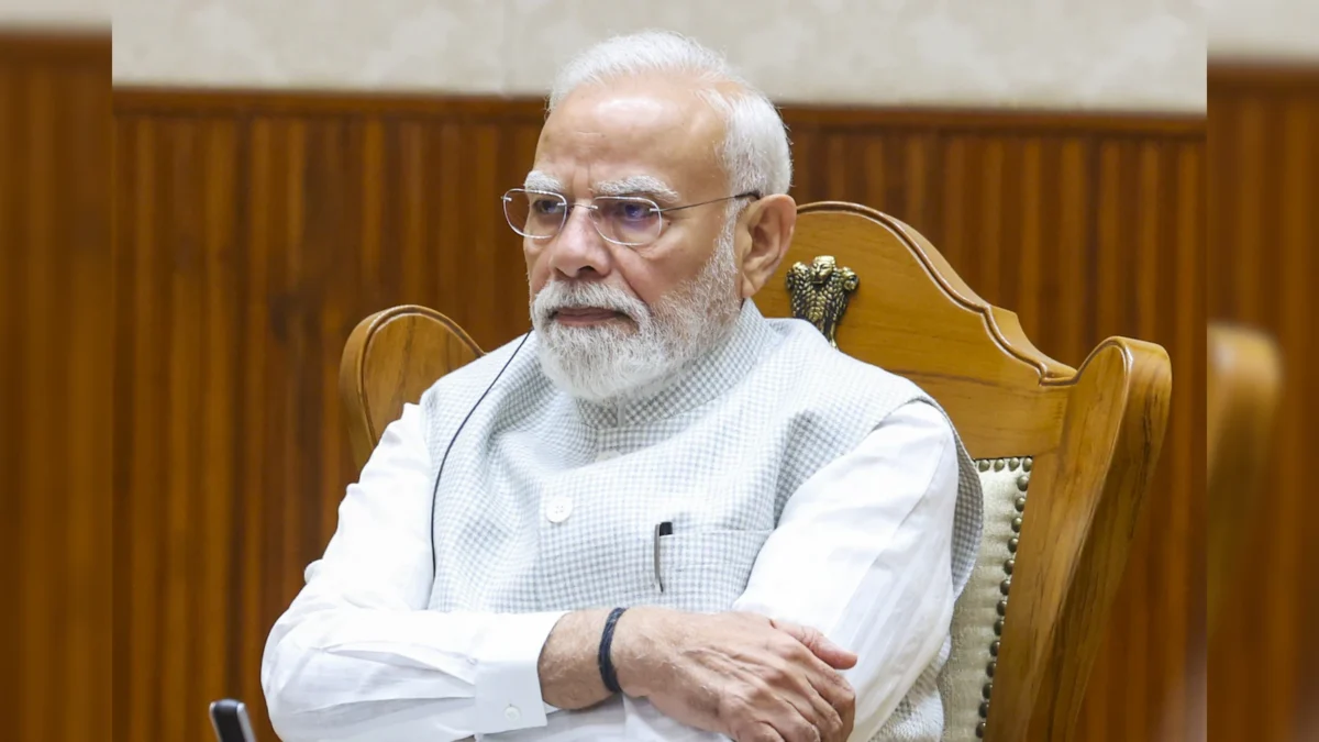 India’s Solar Capacity Surges Past 160 GW as PM Modi Highlights Rapid Clean Energy Expansion