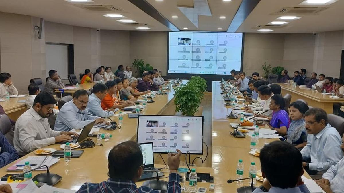 Telangana Holds Pre-Bid Meeting for 7,800 MW Renewable Energy Procurement